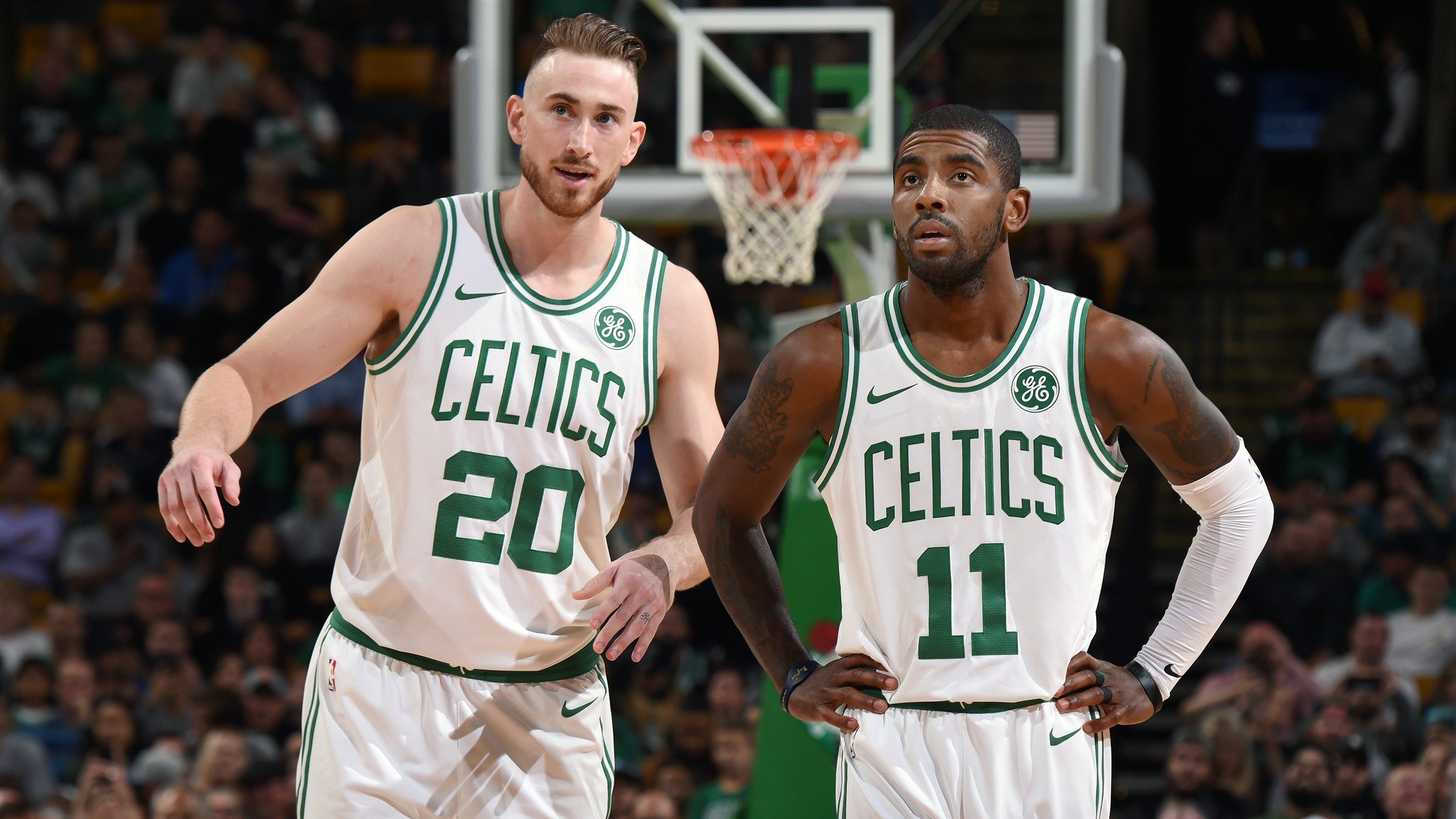 开云官网-双面图腾，C罗的火焰，与姆巴佩的悬崖，双面图腾，C罗的火焰与姆巴佩的悬崖